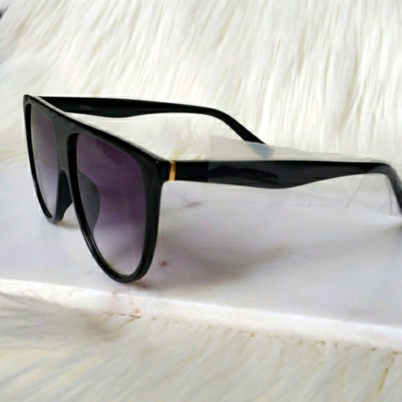 New 🎅 Black Thin Flat Top Oversized Sunglasses - Picture 6 of 8